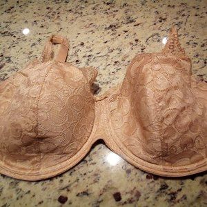 Playtex molded cup underwire bra 44DDD
